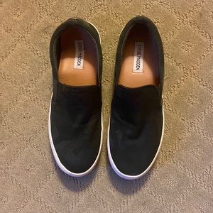 Platform camo Steve Madden slip ons